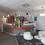 ホテル イビス スタイルズ サントル ガール