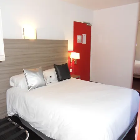 酒店 格勒诺布尔中央火车站宜必思尚品酒店 3*