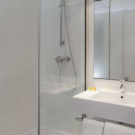 格勒诺布尔中央火车站宜必思尚品酒店 酒店 格勒诺布尔