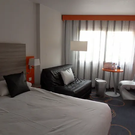 Ibis Styles Centre Gare Отель 3*